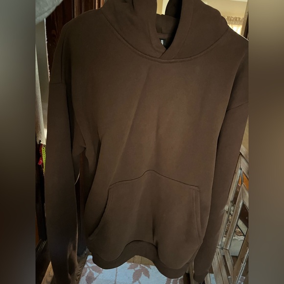Comfrt The Standard Hoodie - Picture 3 of 11